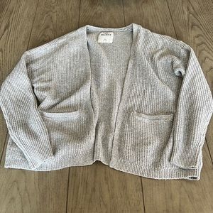 Hollister knit long sleeve cardigan with pockets and cuffed sleeves, Size XS